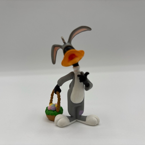 Hallmark Keepsake Ornament 1996 Easter Collection- Daffy Duck Looney Tunes - Picture 1 of 12